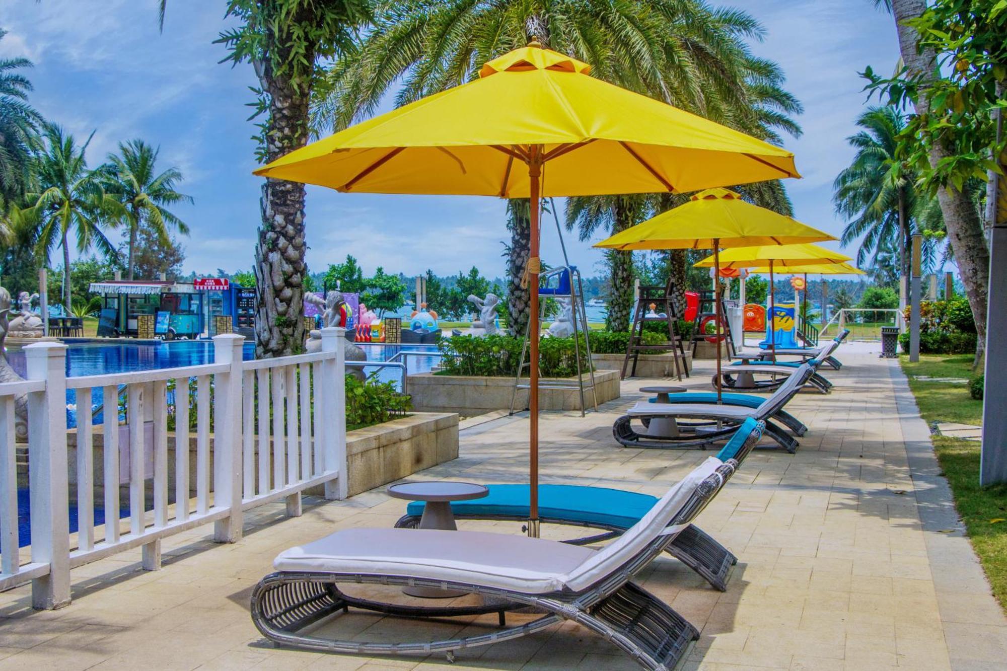 Wyndham Grand Plaza Royale Wenchang Exteriör bild
