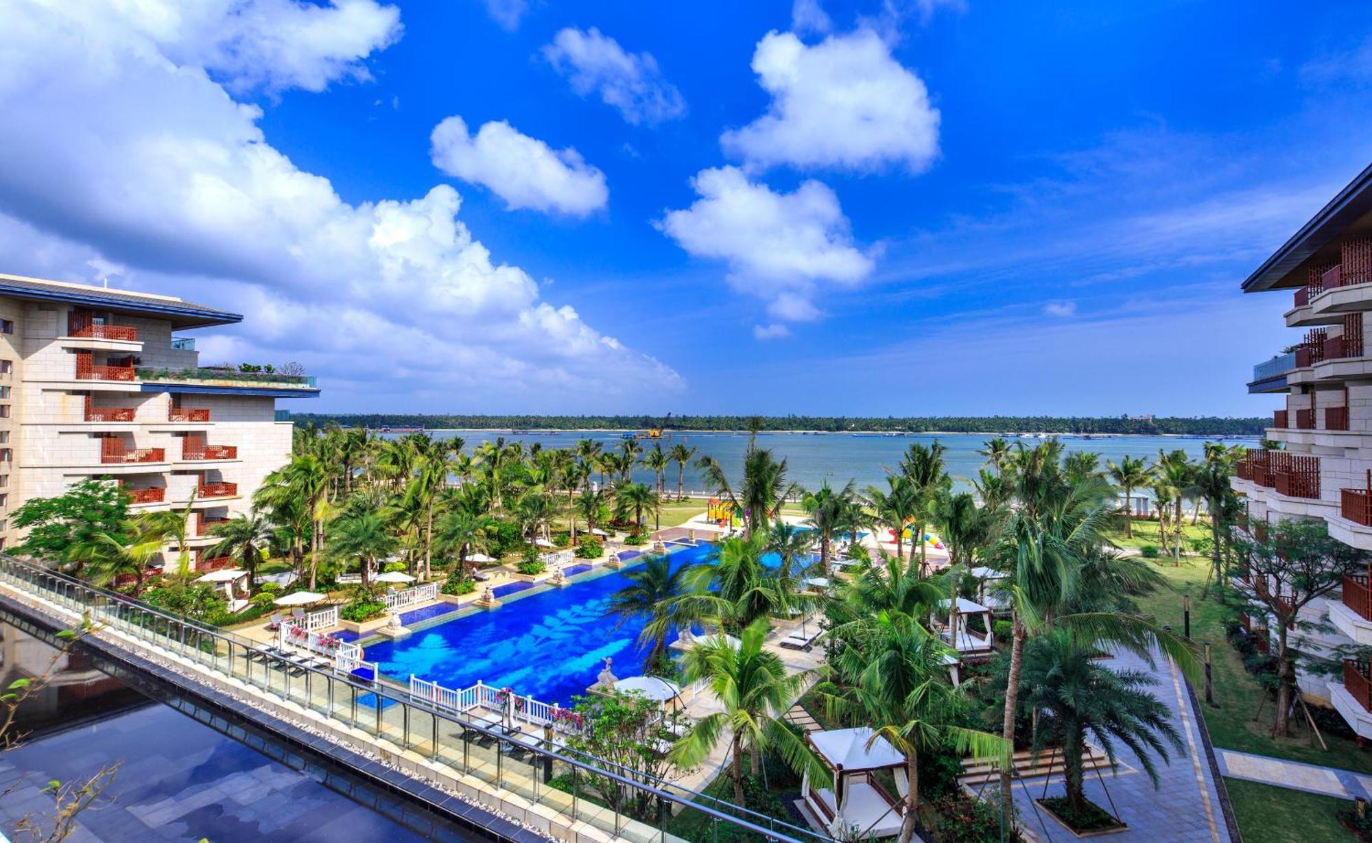 Wyndham Grand Plaza Royale Wenchang Exteriör bild