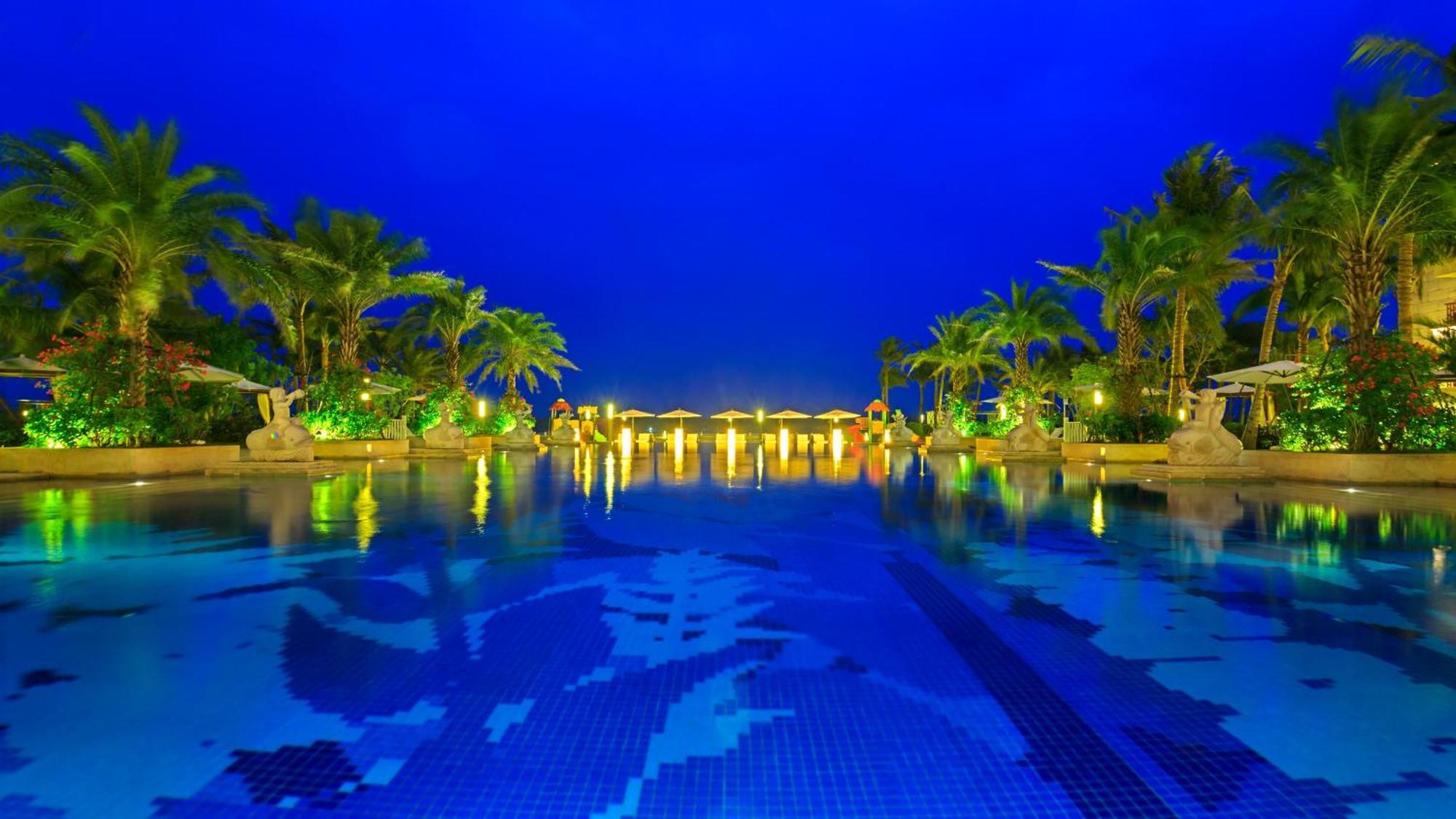 Wyndham Grand Plaza Royale Wenchang Exteriör bild