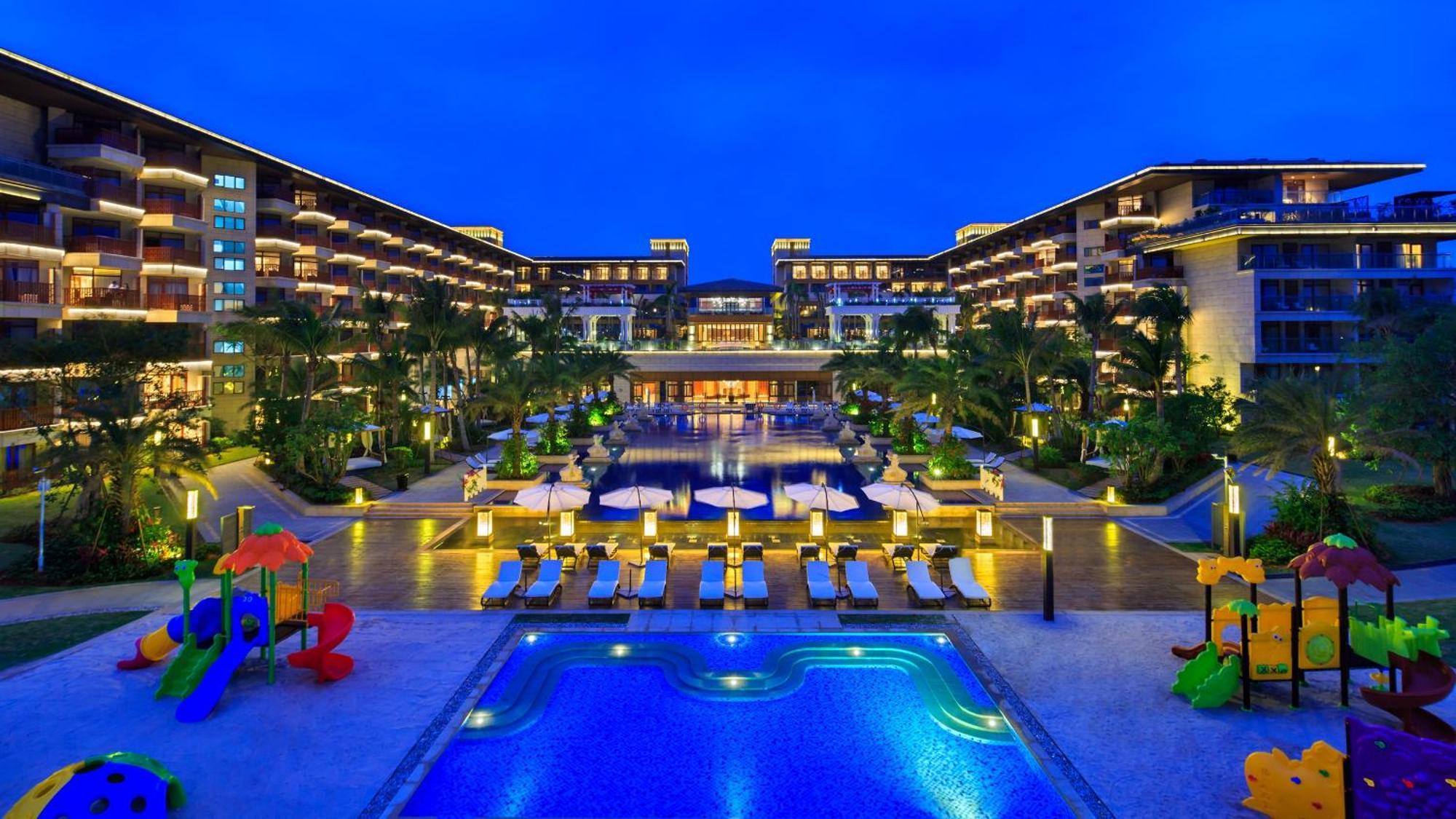 Wyndham Grand Plaza Royale Wenchang Exteriör bild
