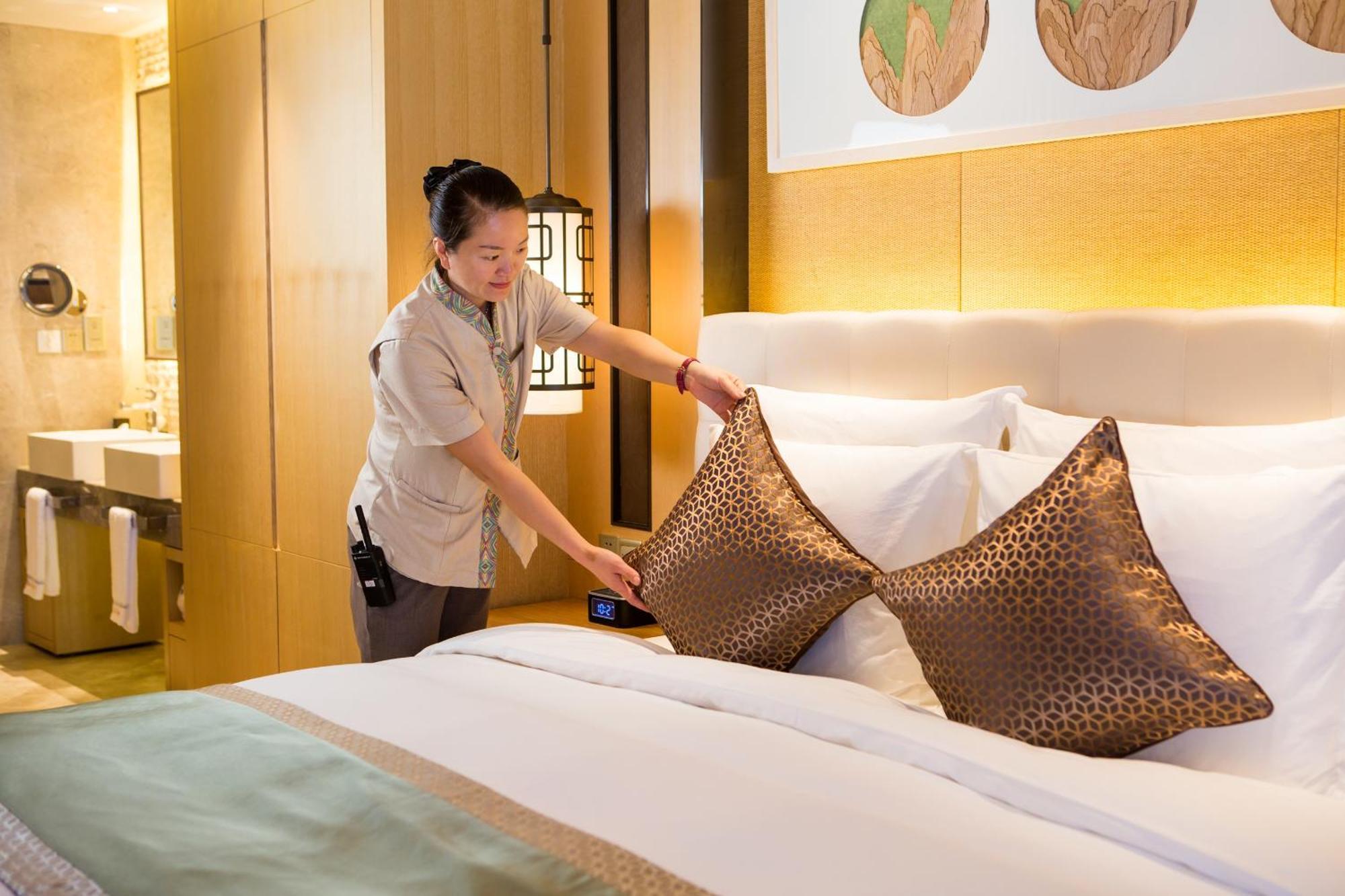 Wyndham Grand Plaza Royale Wenchang Exteriör bild
