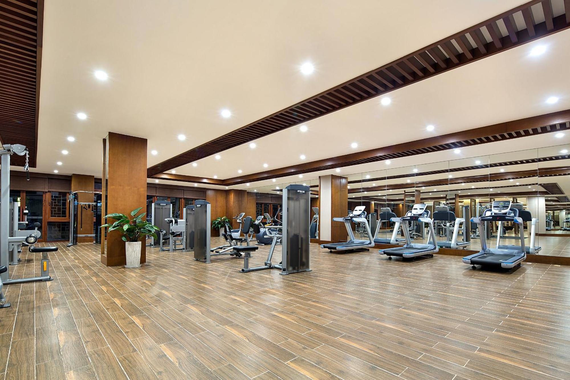 Wyndham Grand Plaza Royale Wenchang Exteriör bild
